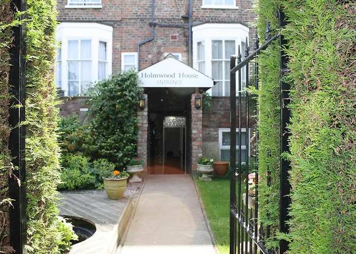 Holmwood House Guest Accommodation